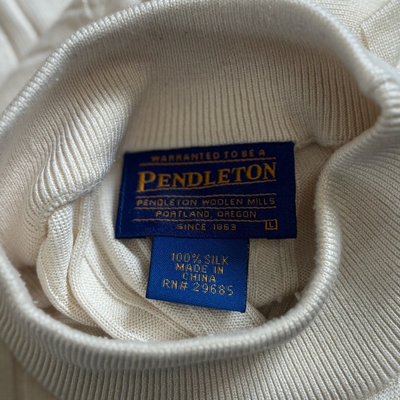 Men’s Pendleton 100% Silk Sweater Cream Off White Vintage - Picture 3 of 4